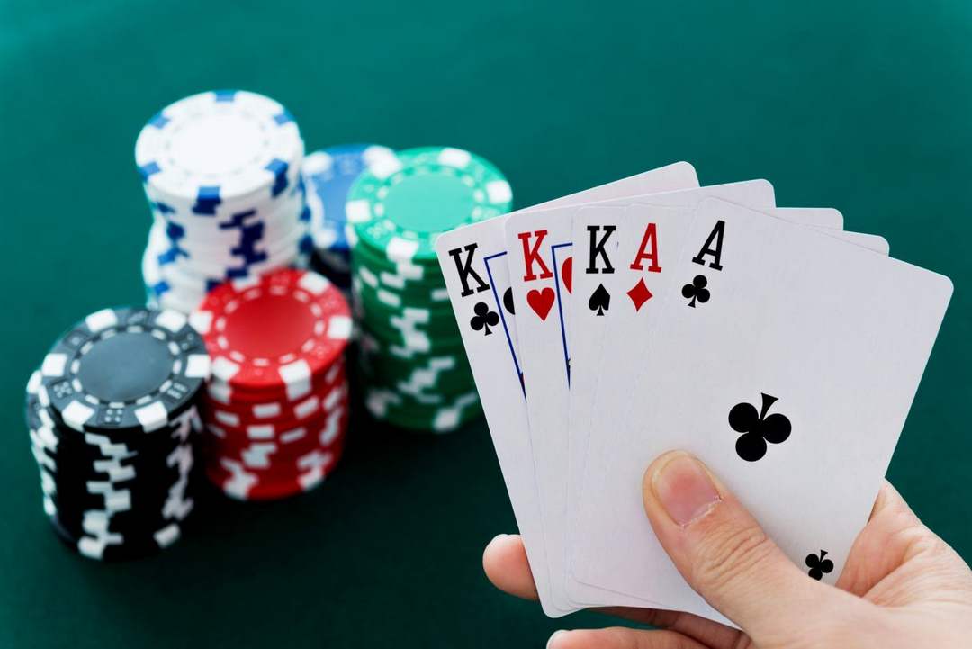 Chinh Phục Xì Tố 999bet Bí Kíp Chiến Thắng Trải Nghiệm Tuyệt Vời